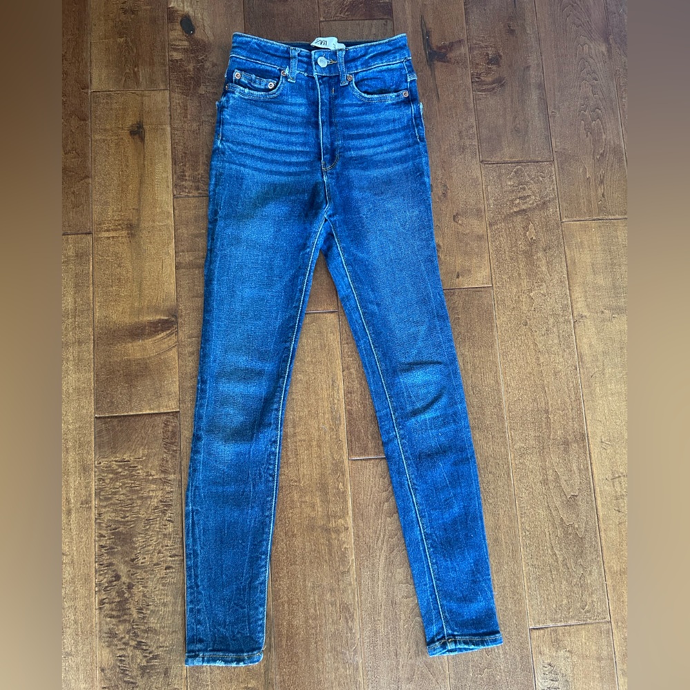 Zara jeans